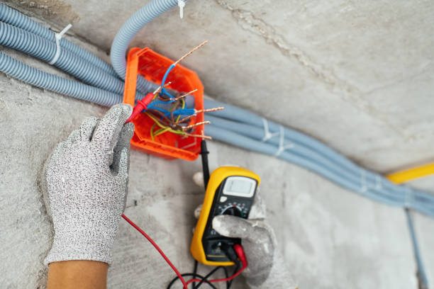 Best Emergency Electrical Repair  in Centerville, IN